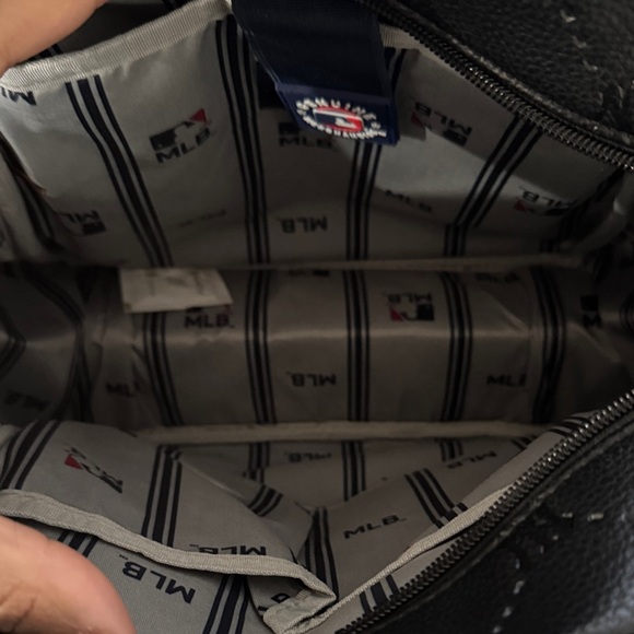 MLB New York Yankees Black Fashion Backpack - Picture 5 of 6